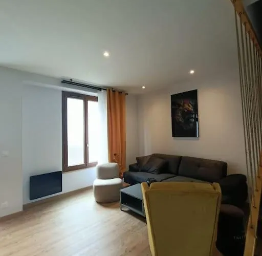 Holiday home # Le Beffroi# Maison# Murol